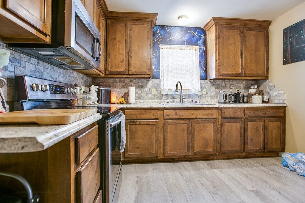 Image 11 of property listing at 2319 Colorado St, San Angelo, TX 76901