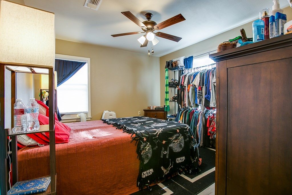 Image 13 of property listing at 2319 Colorado St, San Angelo, TX 76901