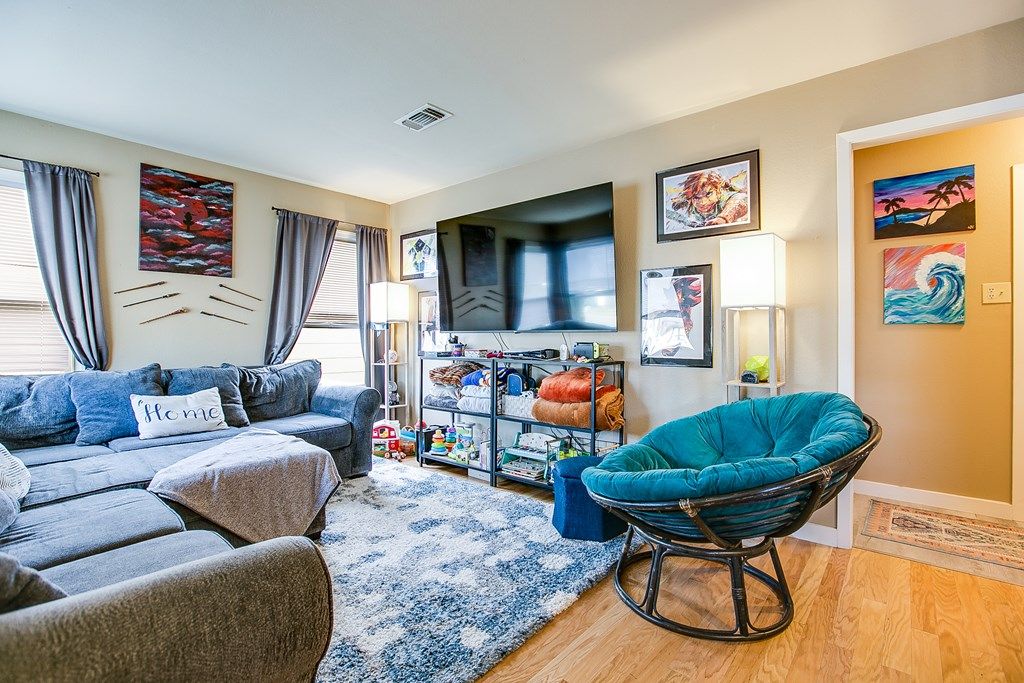 Image 7 of property listing at 2319 Colorado St, San Angelo, TX 76901