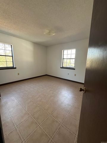 8505 Dogwood Trail, Mabelvale, AR 72103