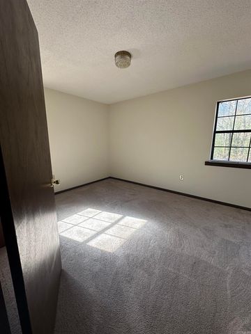 8505 Dogwood Trail, Mabelvale, AR 72103