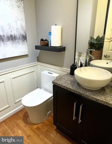 22 BRITT LEA DR, Sicklerville, NJ 08081