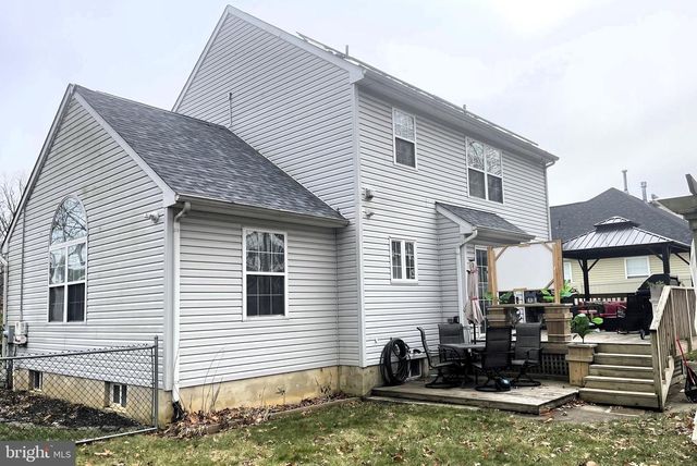 22 BRITT LEA DR, Sicklerville, NJ 08081