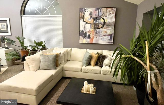 22 BRITT LEA DR, Sicklerville, NJ 08081