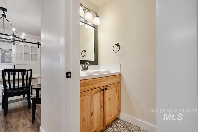 23800 Breyer Rd, Caldwell, ID 83607