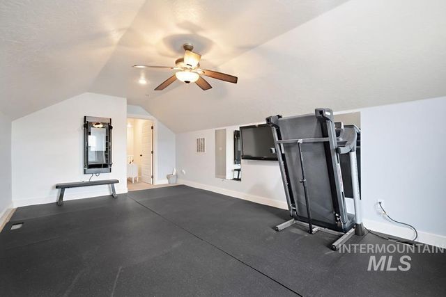 23800 Breyer Rd, Caldwell, ID 83607