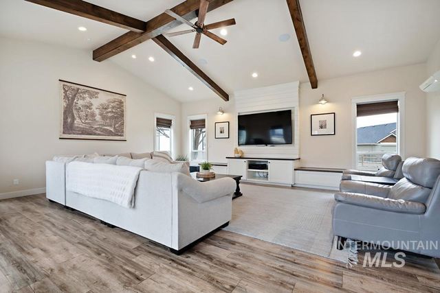 23800 Breyer Rd, Caldwell, ID 83607