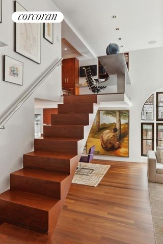 253 W 73rd St Apt 5G, New York City, NY 10023