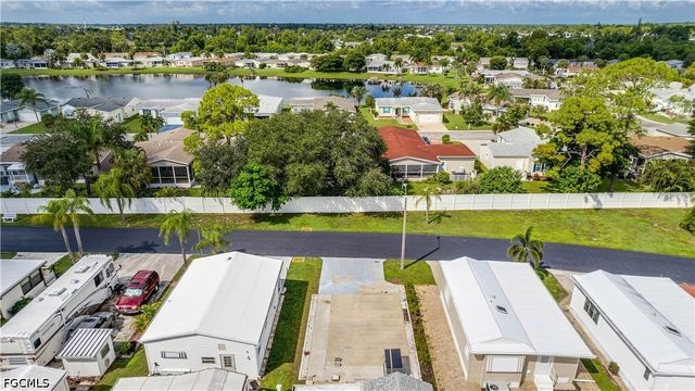 207 Sojourn DR, North Fort Myers, FL 33903