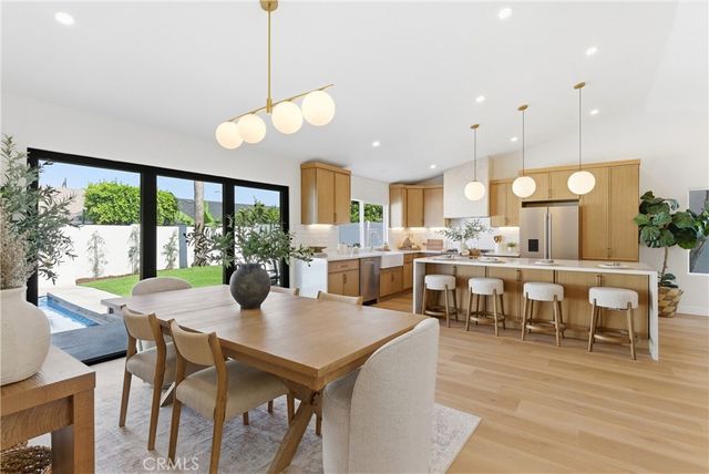 20682 Queens Park Lane, Huntington Beach, CA 92646