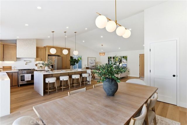 20682 Queens Park Lane, Huntington Beach, CA 92646