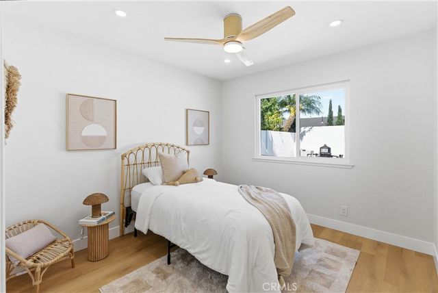 20682 Queens Park Lane, Huntington Beach, CA 92646