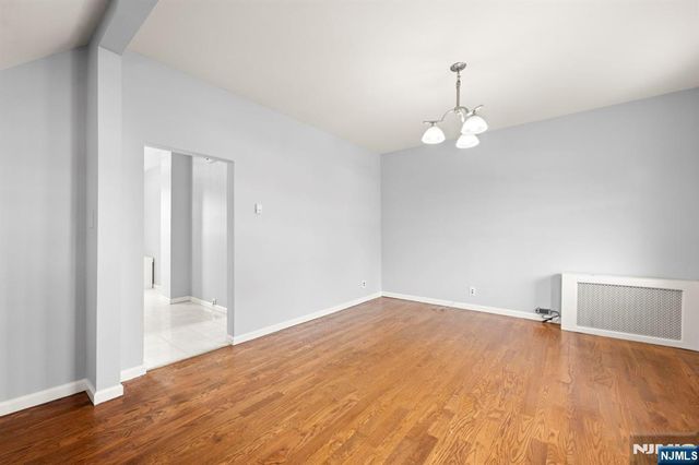 16 Loretta Street, Clifton, NJ 07011