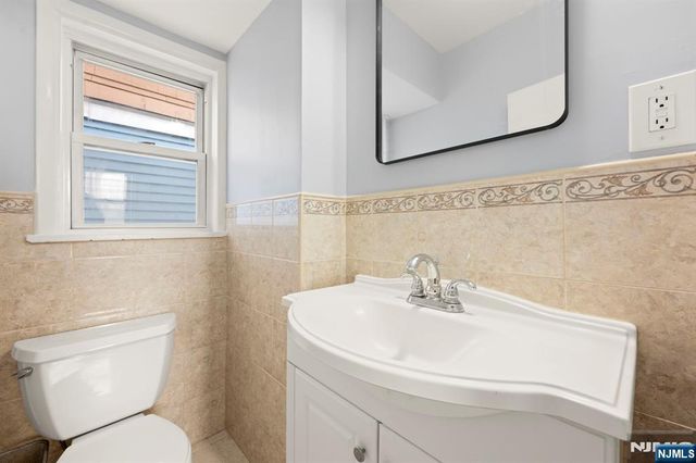 16 Loretta Street, Clifton, NJ 07011