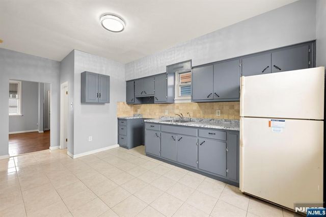 16 Loretta Street, Clifton, NJ 07011
