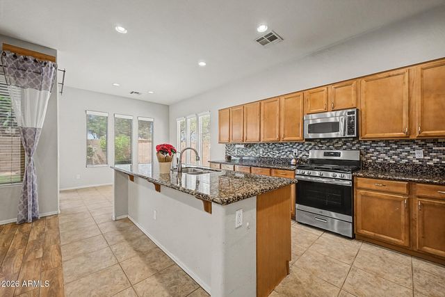 3350 S ROGER Court, Chandler, AZ 85286
