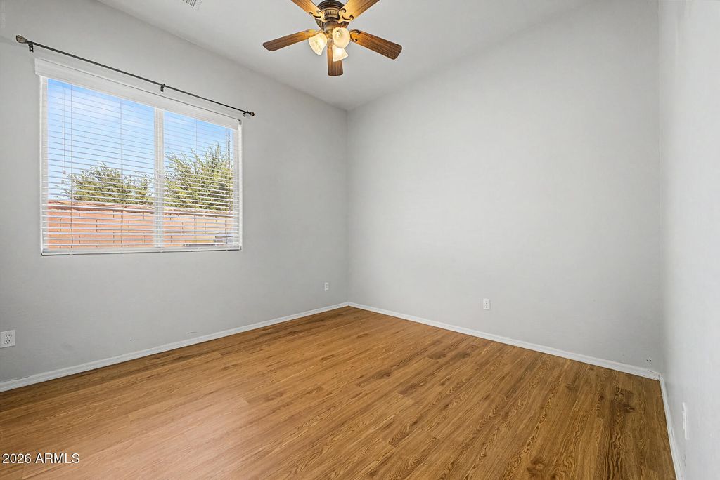 Image 23 of property listing at 3350 S ROGER Court, Chandler, AZ 85286