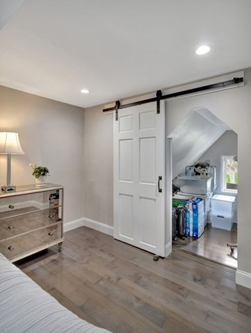 216 Lynn Fells Pkwy, Saugus, MA 01906