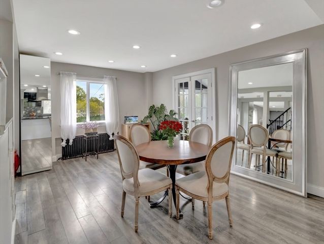 216 Lynn Fells Pkwy, Saugus, MA 01906