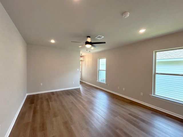 814 Countryside Glade Lane, Bonney, TX 77583