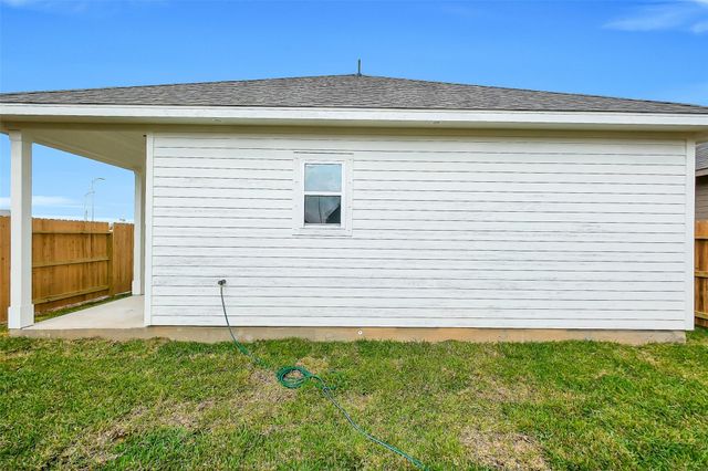 814 Countryside Glade Lane, Bonney, TX 77583