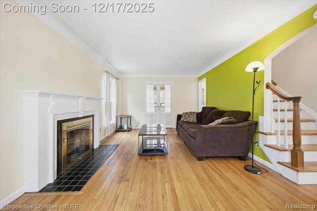 18945 Littlefield Street, Detroit, MI 48235