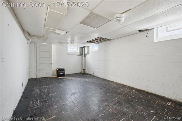 18945 Littlefield Street, Detroit, MI 48235