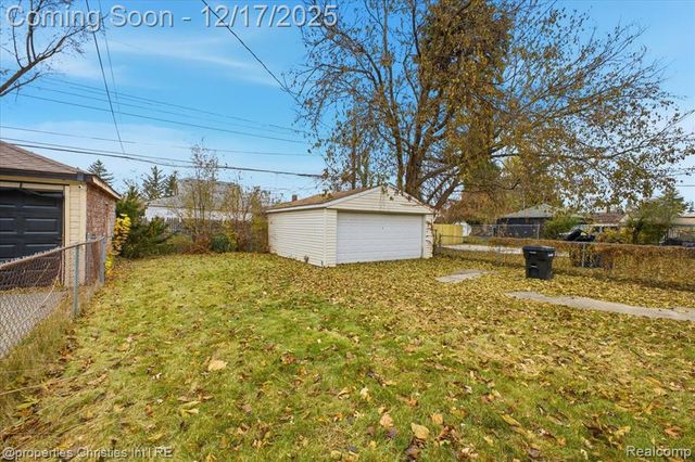 18945 Littlefield Street, Detroit, MI 48235