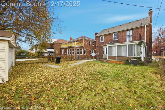 18945 Littlefield Street, Detroit, MI 48235