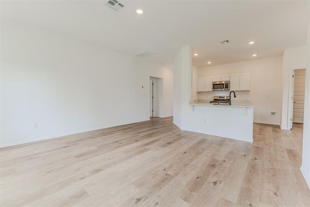 2116 W 30th Place, Stillwater, OK 74074