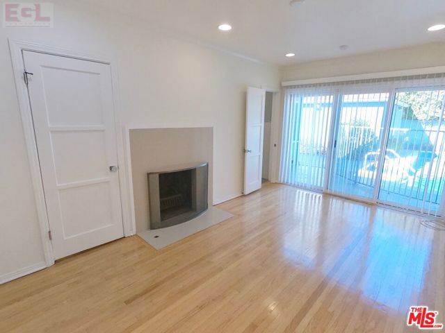 10749 Wellworth Avenue, Los Angeles, CA 90024