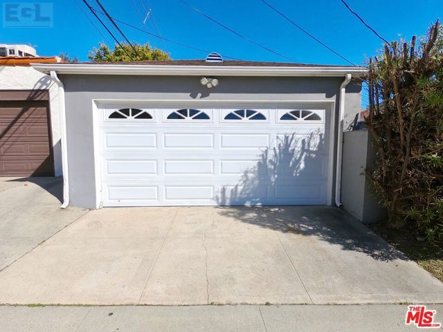 10749 Wellworth Avenue, Los Angeles, CA 90024