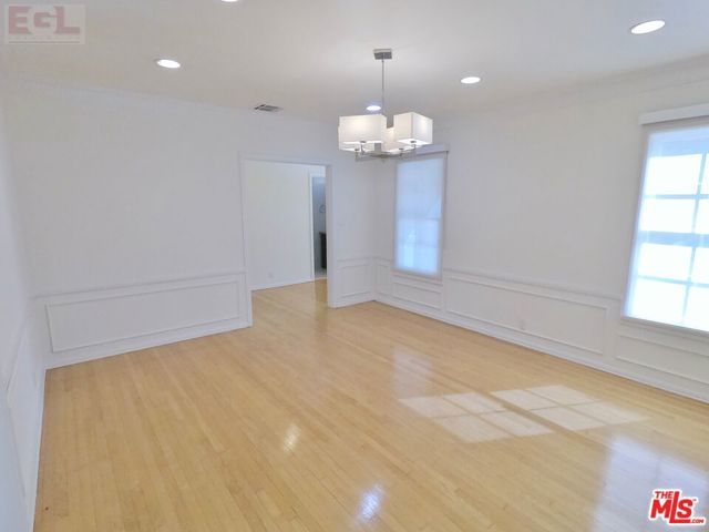 10749 Wellworth Avenue, Los Angeles, CA 90024