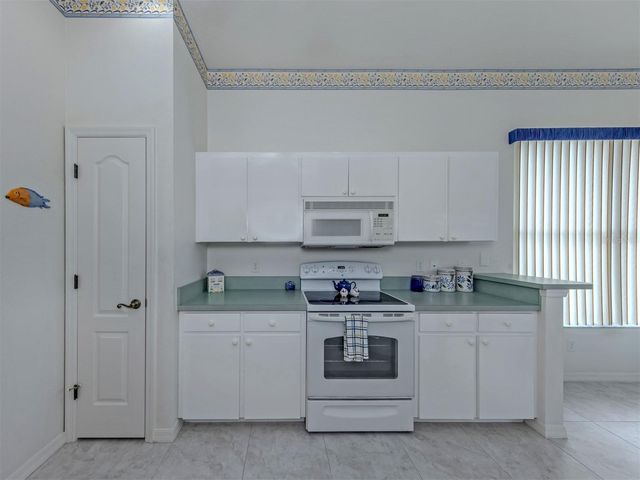 737 POND LILY WAY, Venice, FL 34293