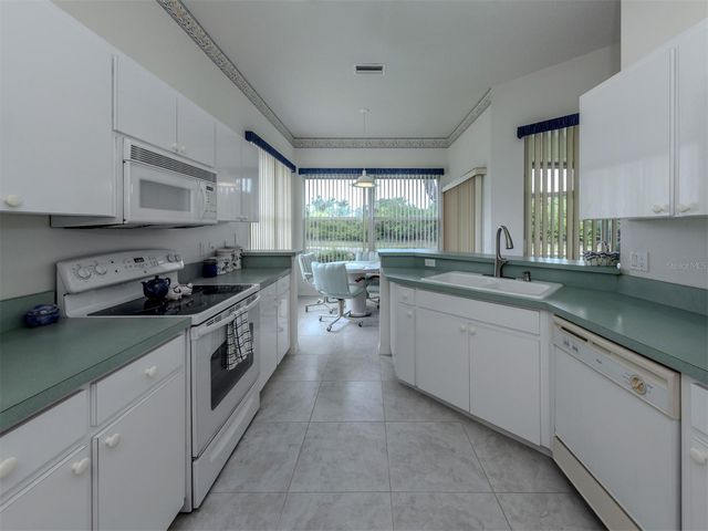 737 POND LILY WAY, Venice, FL 34293