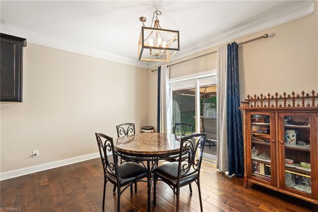 1826 Castle Gate Court, High Point, NC 27265