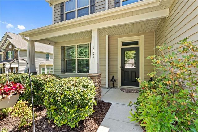 1826 Castle Gate Court, High Point, NC 27265