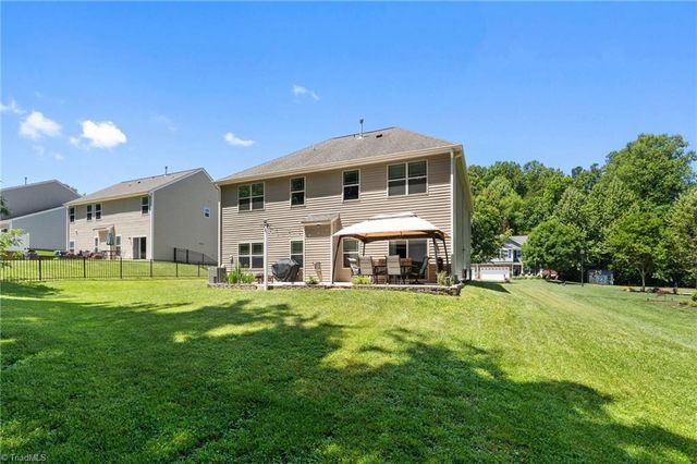 1826 Castle Gate Court, High Point, NC 27265