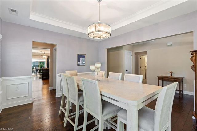 1826 Castle Gate Court, High Point, NC 27265