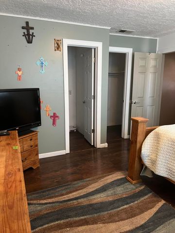 812 W Reinken Avenue, Belen, NM 87002