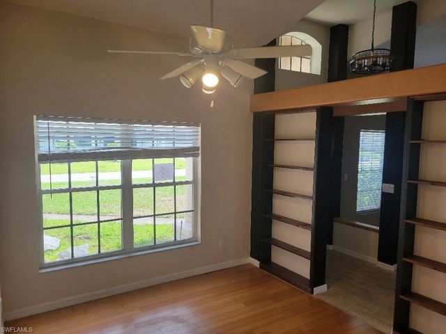 501 SW 9th ST, Cape Coral, FL 33991