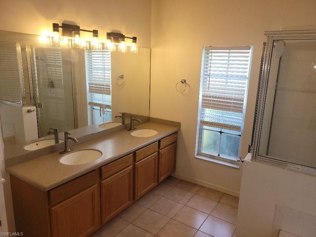 501 SW 9th ST, Cape Coral, FL 33991