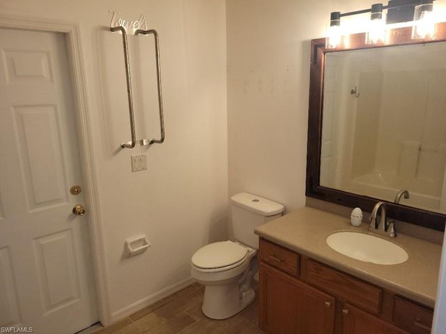 501 SW 9th ST, Cape Coral, FL 33991