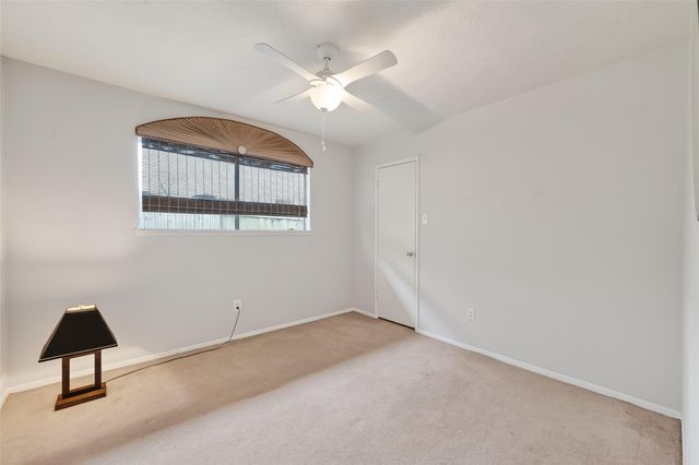 11939 Brook Meadows Lane, Stafford, TX 77477