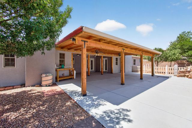 1400 Hillside Drive SW, Los Lunas, NM 87031