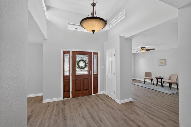 1400 Hillside Drive SW, Los Lunas, NM 87031