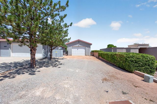 1400 Hillside Drive SW, Los Lunas, NM 87031