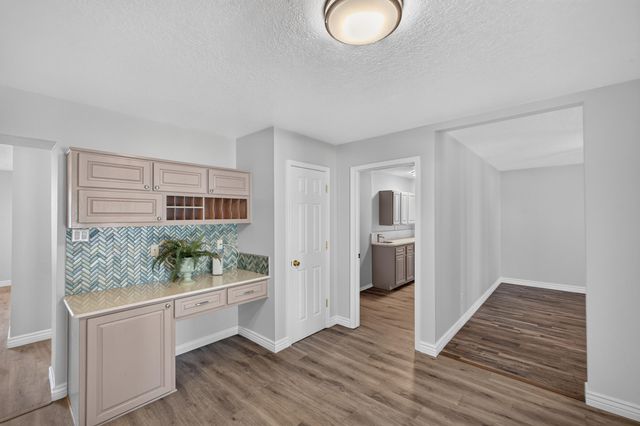 1400 Hillside Drive SW, Los Lunas, NM 87031