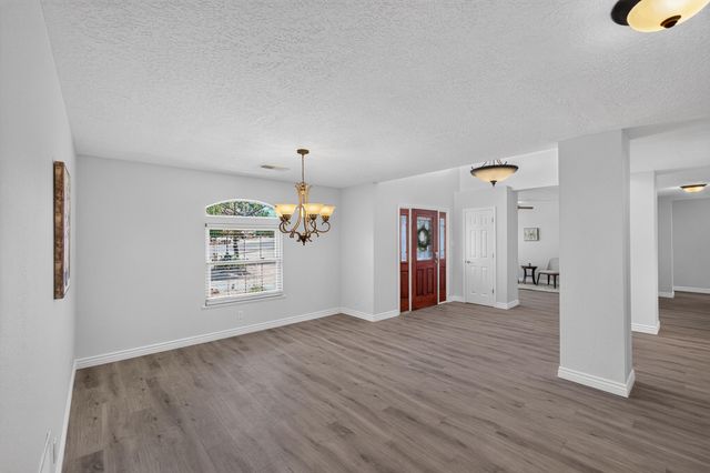 1400 Hillside Drive SW, Los Lunas, NM 87031