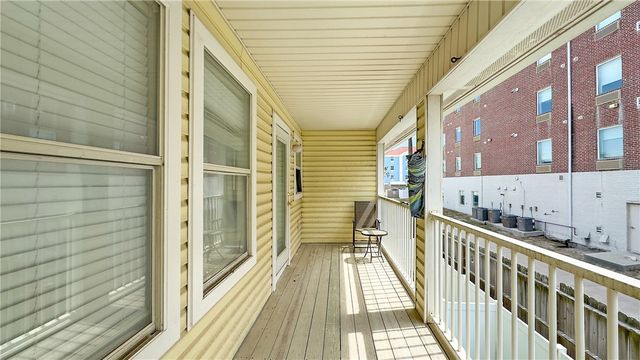 15102 Leeward Dr 702, Corpus Christi, TX 78418